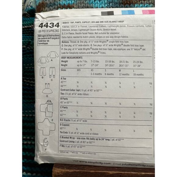 Simplicity 4434 boby hood top pant swaddle bib pattern - Picture 4 of 5